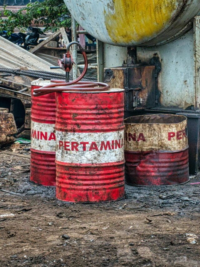 Learn about chemical waste and its proper management