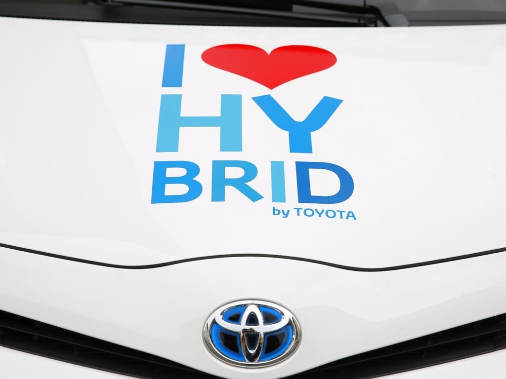 hybrid electric vehicle
