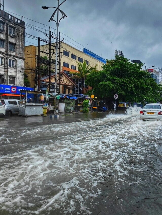 Why India is flooding?