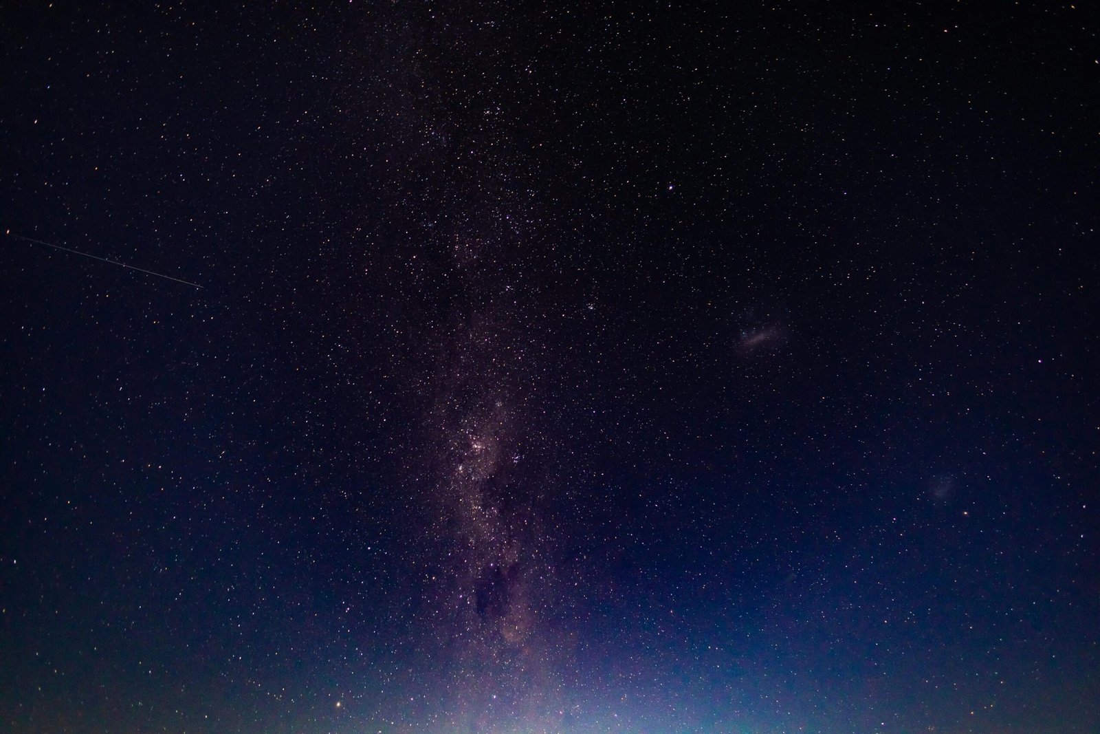 Captivating view of the Milky Way galaxy from Estcourt, showcasing a starry night sky. Take the lights out challenge